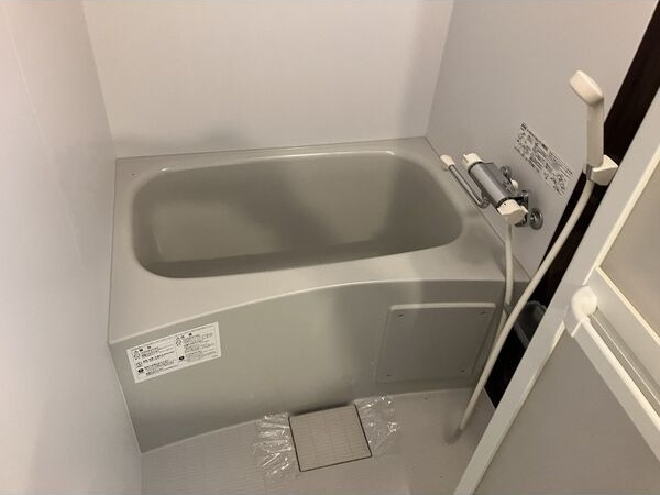 リヴェール森下の浴室