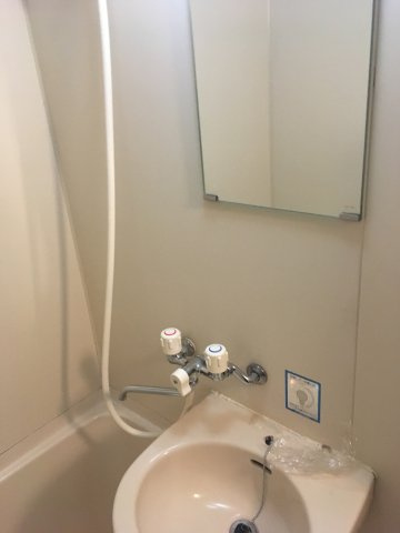 ライブコア本町の洗面所|洗面所です