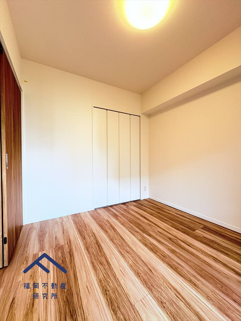 ジョイナス天神タワーの洋室