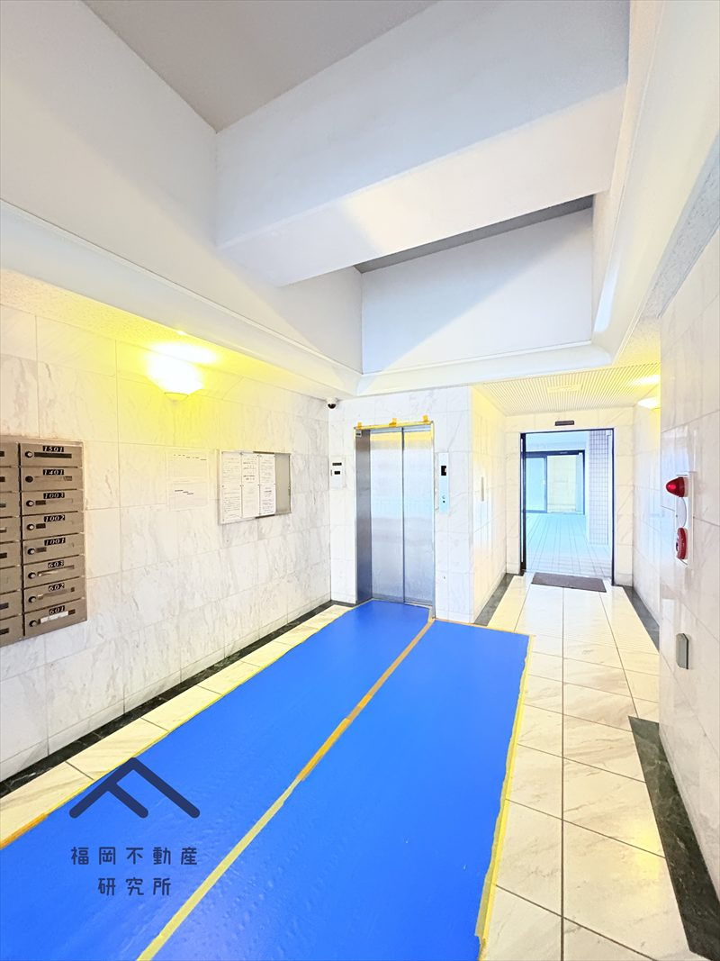 ジョイナス天神タワーのエントランス