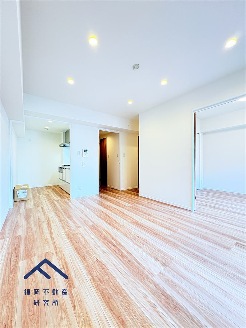 ジョイナス天神タワーの外観