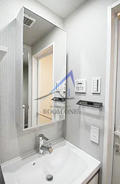 Le'a横濱ヴィヴァーチェの洗面所|洗面台です。