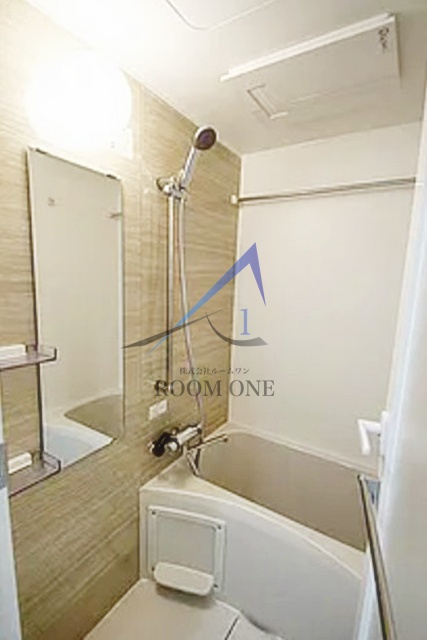 Le'a横濱ヴィヴァーチェの浴室|お風呂です。