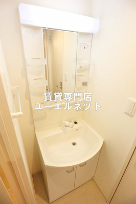 【独立洗面台】 | リブリ江坂 | 清潔感ある独立洗面台で毎日気持ちよく♪