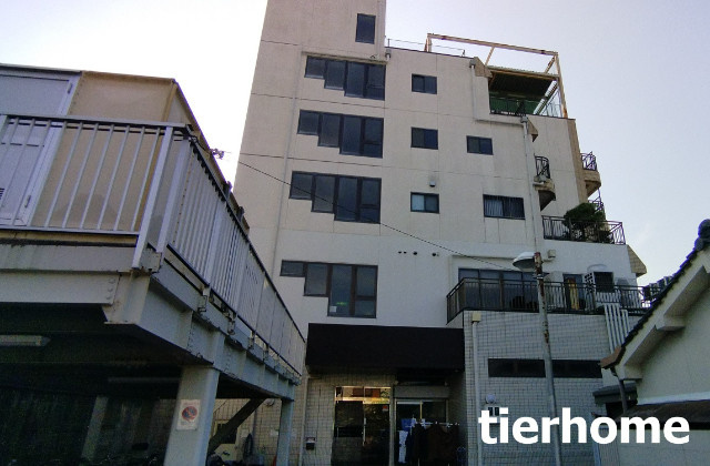 大和高田市本郷町の賃貸マンション