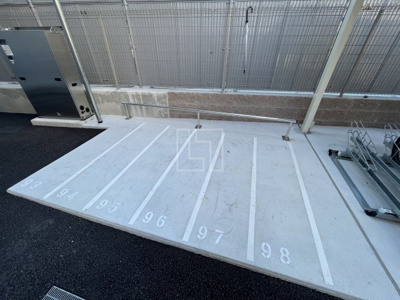 【その他共用部分】 | レオンコンフォート難波クレア | レオンコンフォート難波クレア　バイク置き場