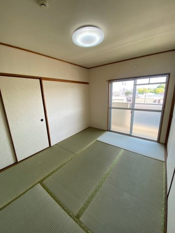 創建ビルの和室