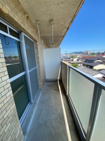 創建ビルのバルコニー