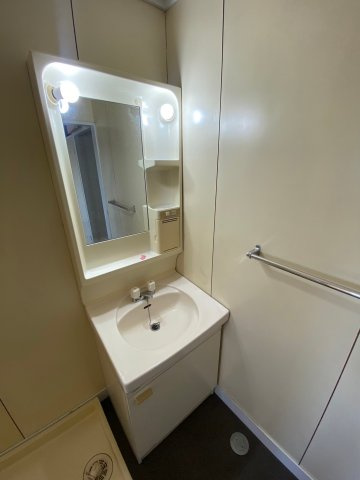 創建ビルの洗面所