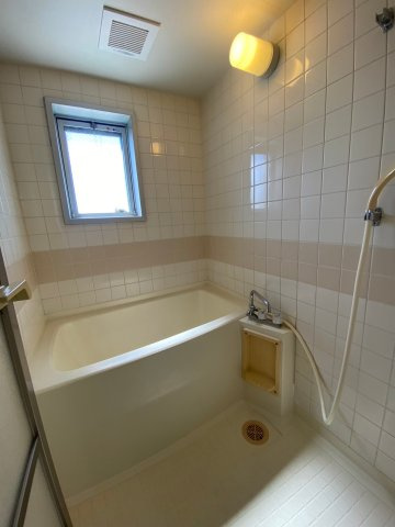 創建ビルの浴室