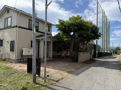 【前面道路含む現地写真】 | 佐久市岩村田佐久長聖高校北中古住宅