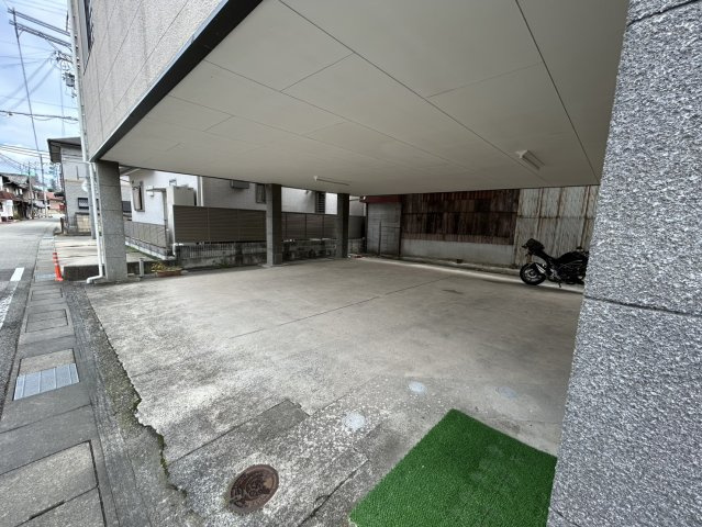 【駐車場】 | 白原ビル２階事務所