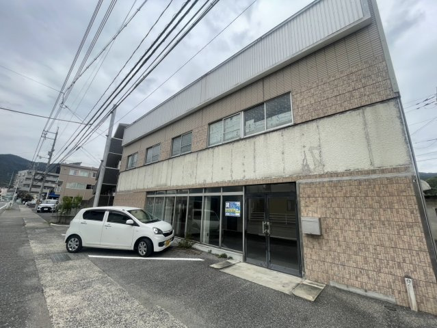 相田1丁目テナントの外観