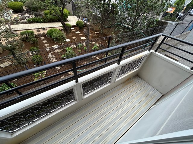 ドエル領家のバルコニー