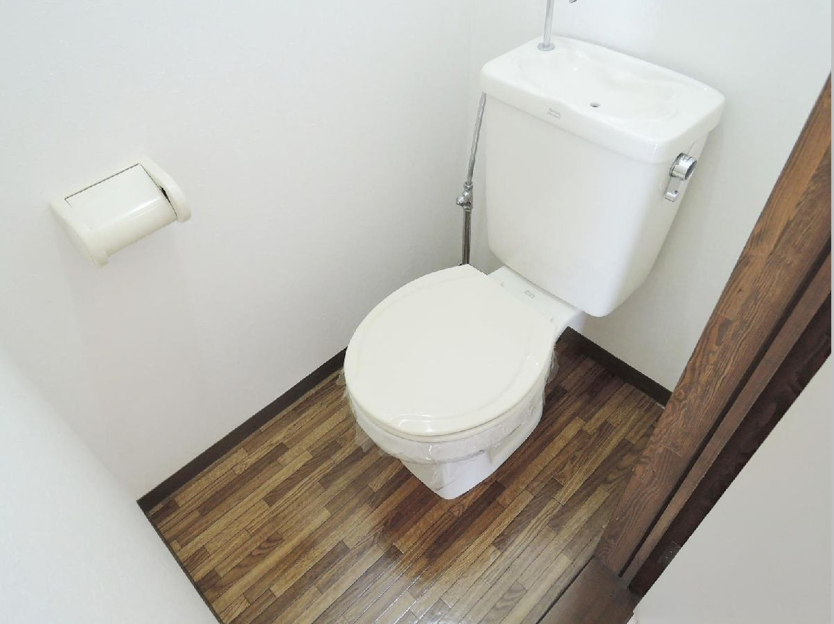 ドエル領家のトイレ