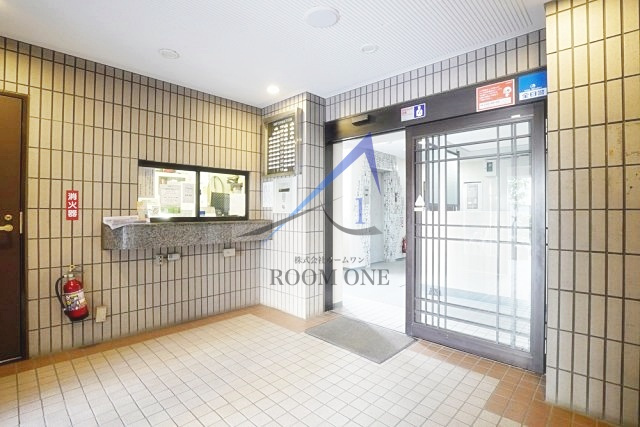 ライオンズマンション御徒町第五のエントランス