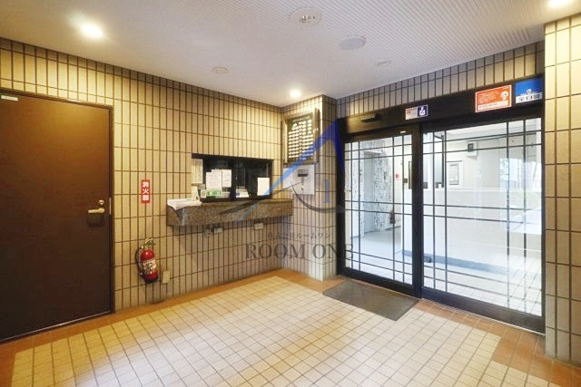 ライオンズマンション御徒町第五のエントランス