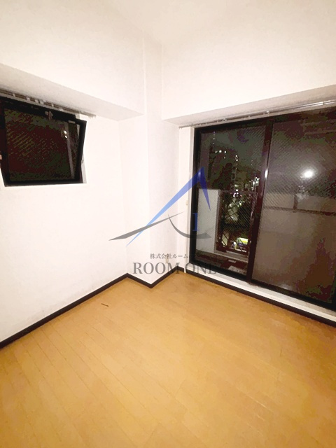 ライオンズマンション御徒町第五の居間・リビング|洋室のお部屋です。