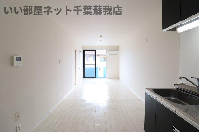 エミーハイツの居間・リビング|使いやすいリビングです