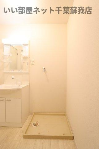 エミーハイツの洗面所|コンパクトで使いやすい洗面所