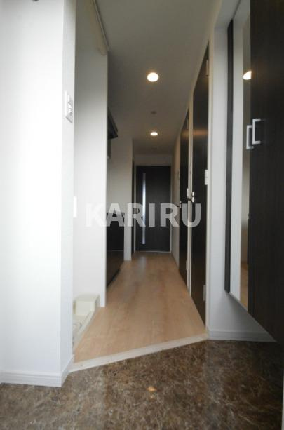 スプランディッド放出の玄関|同物件別部屋の写真です。