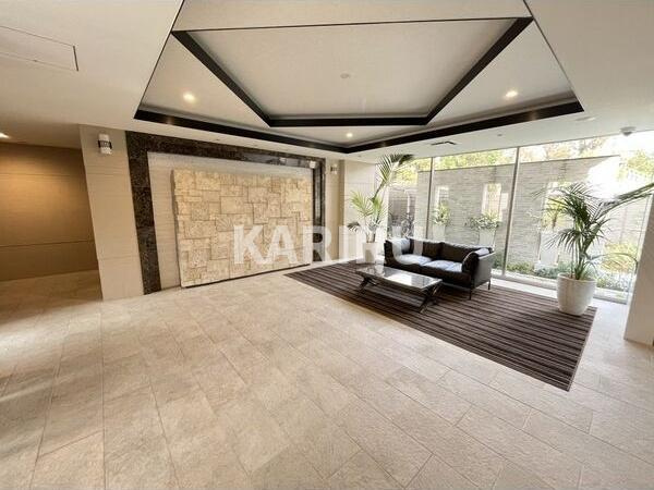 スプランディッド放出のロビー