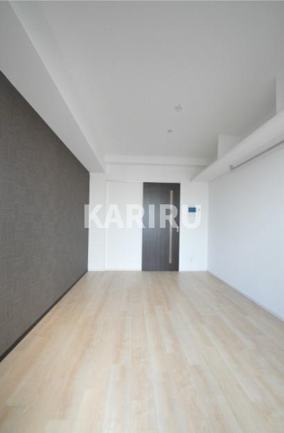 スプランディッド放出の居間・リビング|同物件別部屋の写真です。