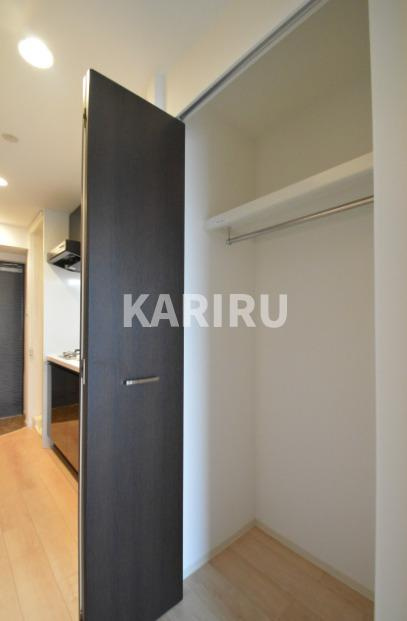 スプランディッド放出の収納|同物件別部屋の写真です。