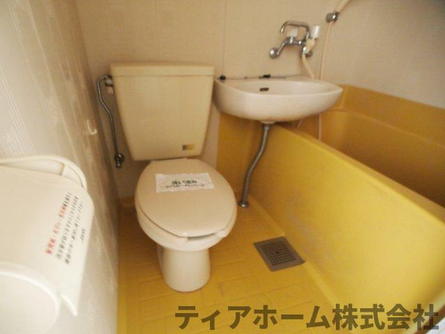 大和高田市西三倉堂２丁目の賃貸マンションのトイレ|シンプルで使いやすいトイレです