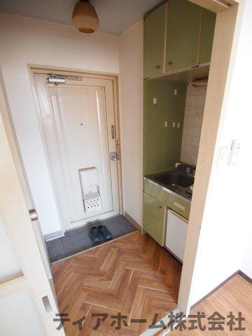 大和高田市西三倉堂２丁目の賃貸マンションの玄関|ゆったりとした玄関です