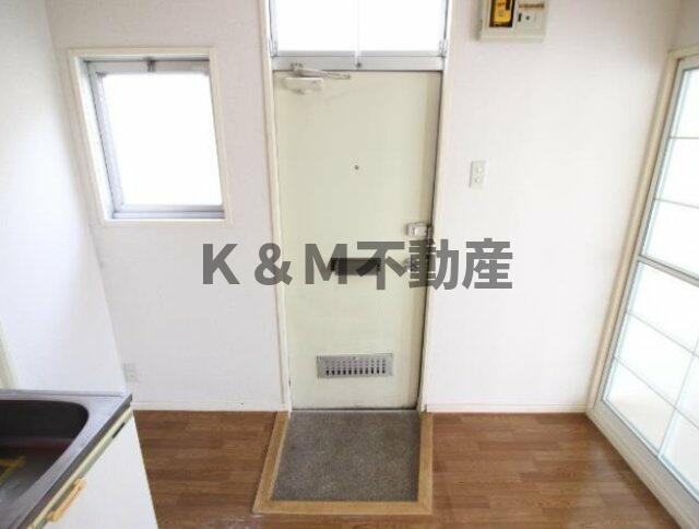 ＴＲＡＤ新柏の玄関|落ち着いた玄関です