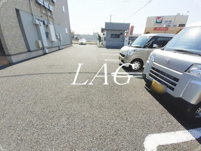 【駐車場】 | サン・フォート | 駐車場です。