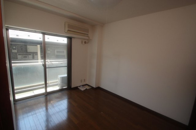 【洋室】 | ラ・パスティーユ溝の口