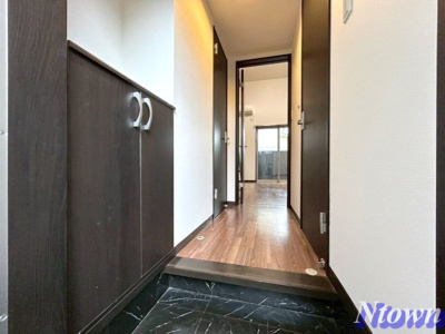 【玄関】 | Creo中村公園伍番館 | 収納もある玄関です