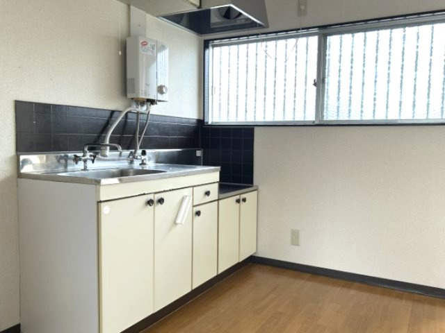 チェリーハイツの居間・リビング