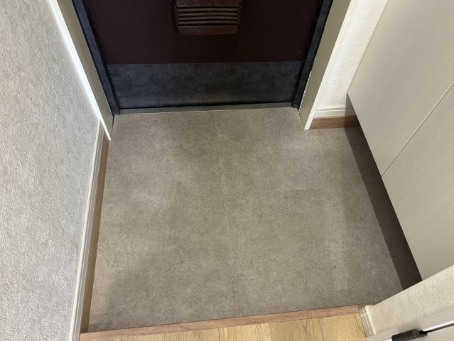 セザール大和の玄関