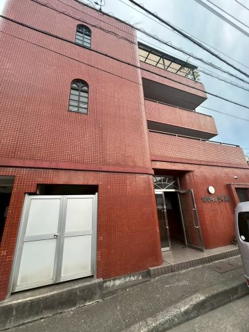 セザール大和の外観