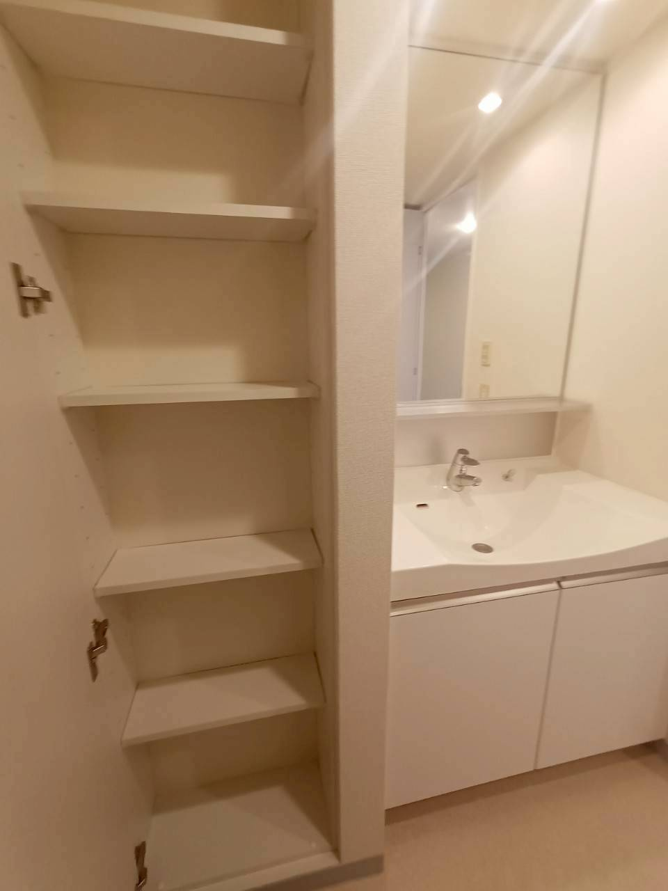 【独立洗面台】