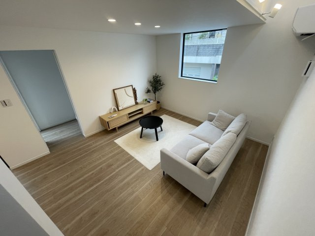 南落合1丁目新築戸建の洋室