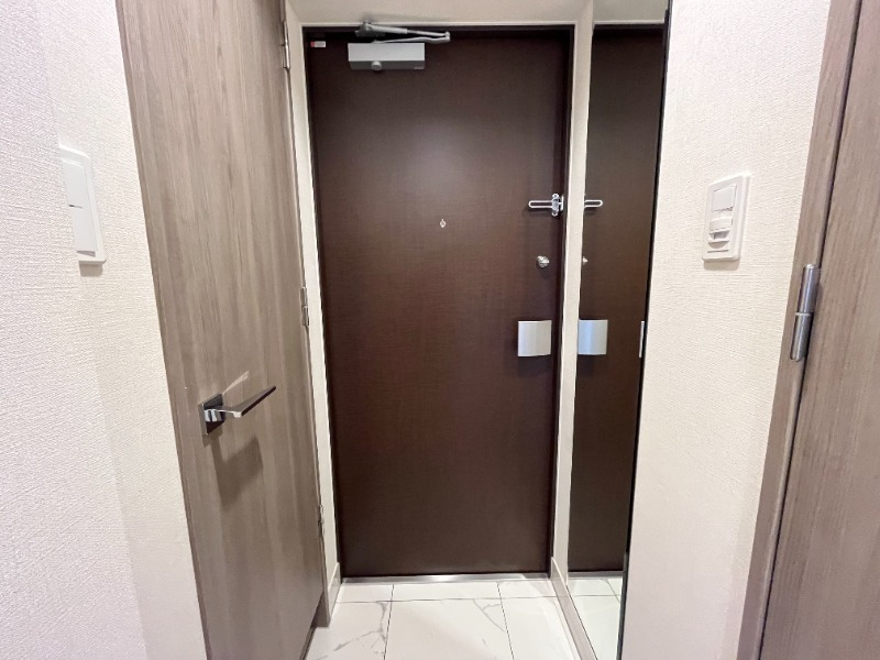 クレイシアＩＤＺ芦花公園の玄関