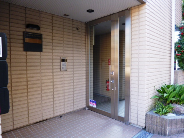 パークサイドヴィラのエントランス