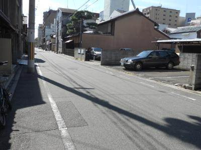 ドゥエル辻本の周辺|前面道路
