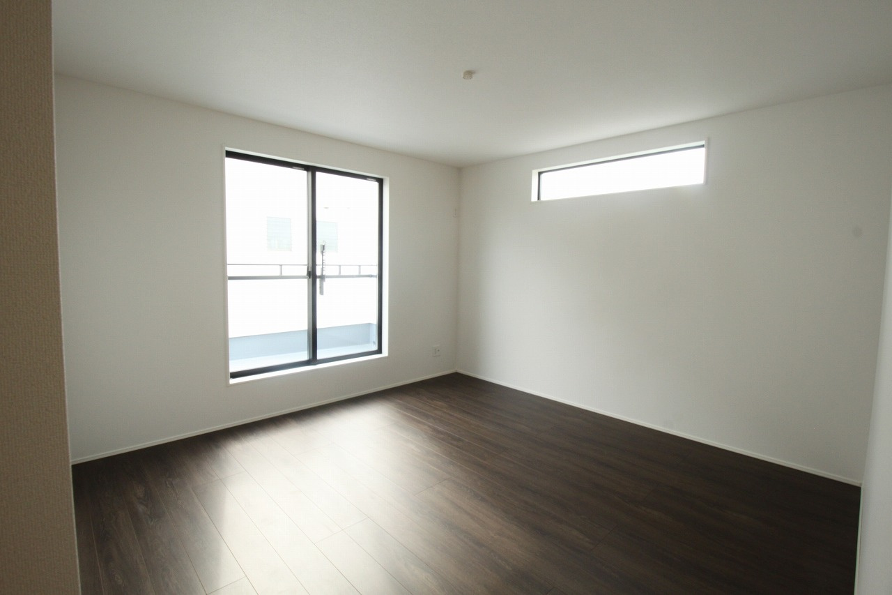 土佐市高岡町乙　新築戸建　　の寝室|2F　南西の部屋　8.5帖