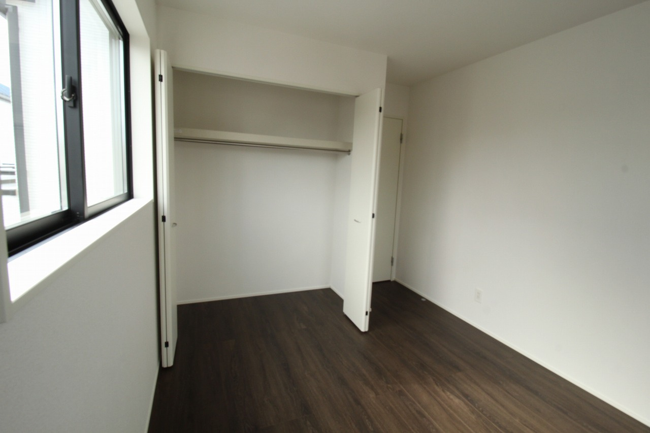 土佐市高岡町乙　新築戸建　　の収納|2F　南東の部屋　5.25帖