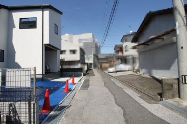 土佐市高岡町乙　新築戸建　　の前面道路含む現地写真|東側　4.0ｍ　公道