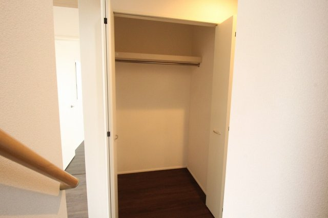 土佐市高岡町乙　新築戸建　　の寝室|2F　南西の部屋　8.5帖