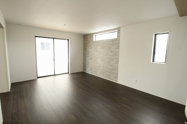 土佐市高岡町乙　新築戸建　　の居間・リビング|LDK　16.0帖