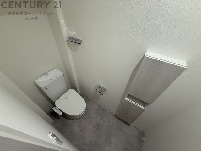 温水洗浄便座機能付きトイレです