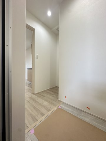 フジパレス遠里小野イーストの玄関