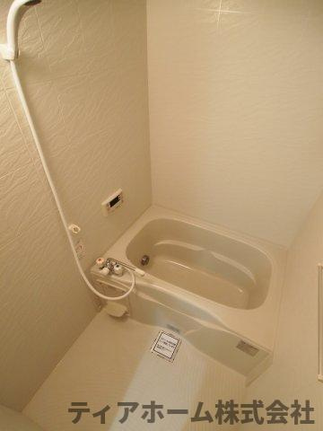 プランドール神楽の浴室|きれいなお風呂です